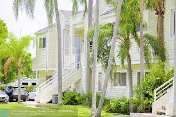 Summer Lake, 3429 NW 44th St #202, Oakland Park, Florida 33309, image 1