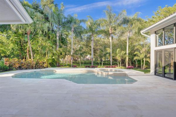 Pine Tree Golf Club, 4701 Pine Tree Dr, Boynton Beach, Florida 33436, image 1