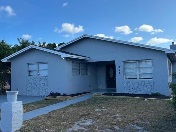 Inlet City, 933 W 10th St, Riviera Beach, Florida 33404, image 1