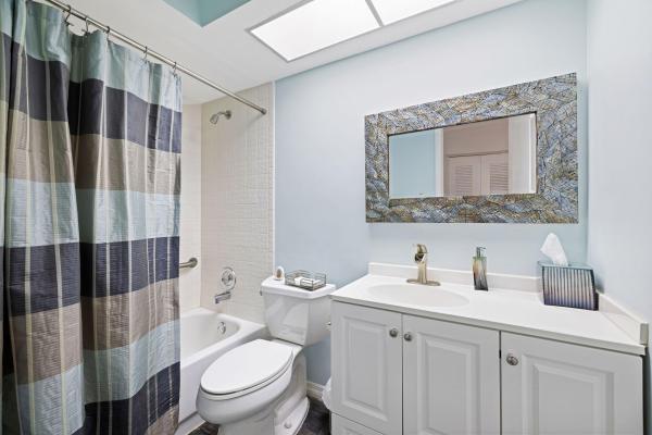 The Villas Of Waterberry, 10894 Lake Front Pl, Boca Raton, Florida 33498, image 2