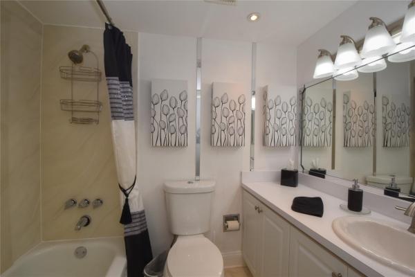 Hi-Greens Of Inverrary, 5860 NW 44th St #310, Lauderhill, Florida 33319, image 1