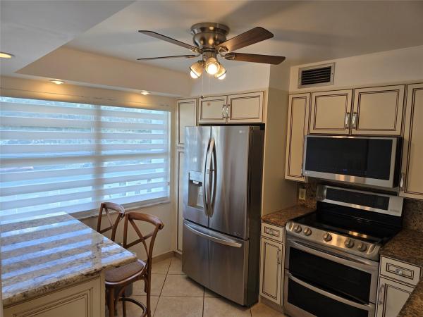 Victoria Village, 2803 Victoria Way #J2, Coconut Creek, Florida 33066, image 1