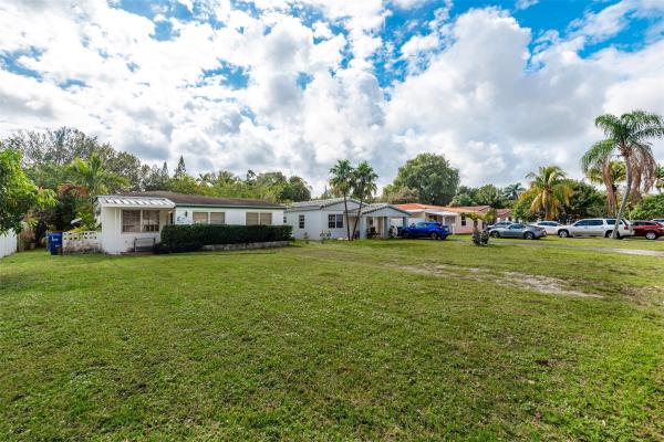 Fulford By The Sea, 1174 NE 182nd, North Miami Beach, Florida 33162, image 1