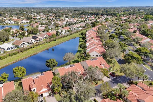 Emerald Pointe, 7889 Lake Sands Dr, Delray Beach, Florida 33446, image 1