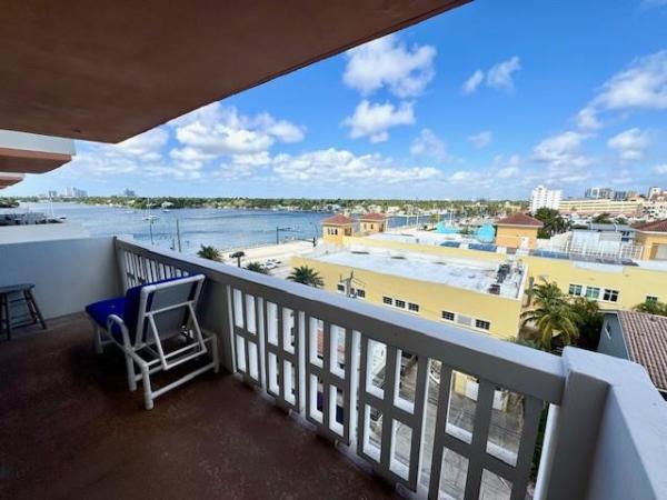 Valiant House, 801 S Ocean Dr #704, Hollywood, Florida 33019, image 1