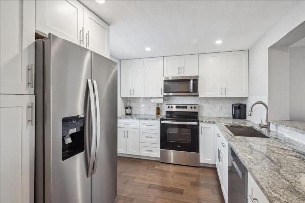 Meadowbrook Lakes View, 131 SE 3rd Ave #302, Dania Beach, Florida 33004, image 2