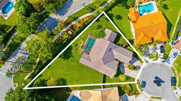 Jacaranda Lakes, 1751 NW 93rd Ter, Plantation, Florida 33322, image 1