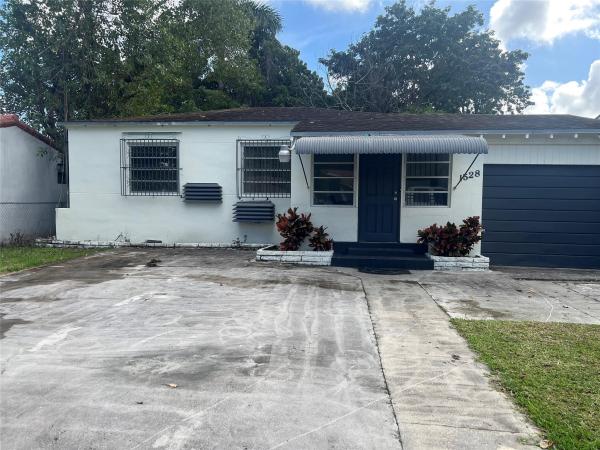 Evergreen Gardens, 1528 NW 24th St, Miami, Florida 33142, image 1