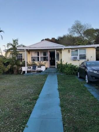 Sunny Isles Inland, 18201 NW 20th Ave, Miami Gardens, Florida 33056, image 1