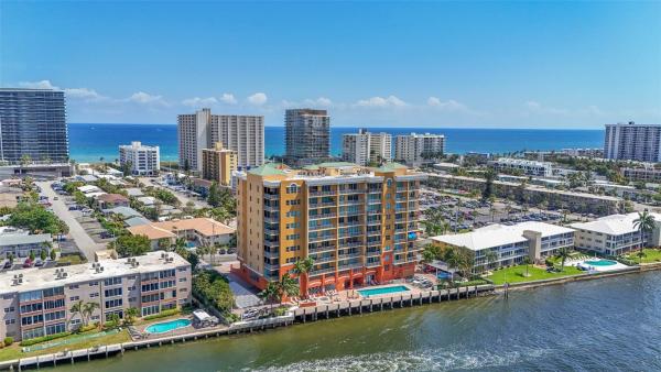 Riverside Grande, 821 N Riverside Dr #PH-2, Pompano Beach, Florida 33062, image 2