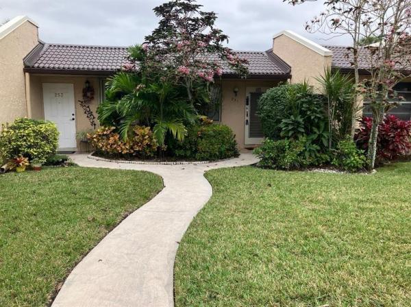 Golden Lakes Village, 251 Lake Meryl Dr #251, West Palm Beach, Florida 33411, image 1