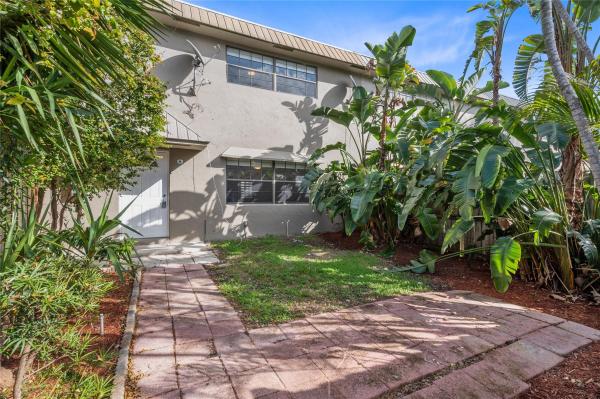 Highland Estates, 608 NE 29th Dr #2, Wilton Manors, Florida 33334, image 1