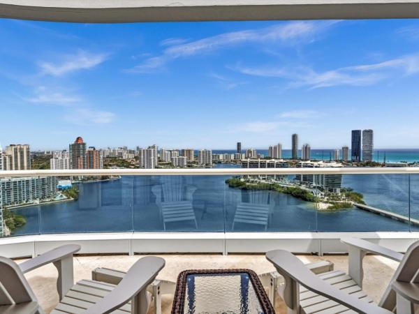 7000 Island Boulevard, 7000 Island Blvd #PH-06, Aventura, Florida 33160, image 1