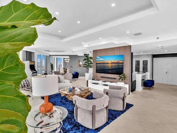 7000 Island Boulevard, 7000 Island Blvd #PH-06, Aventura, Florida 33160, image 1