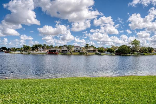 Flamingo Villas At Pembroke Lakes, 1209 NW 122nd Ter, Pembroke Pines, Florida 33026, image 1
