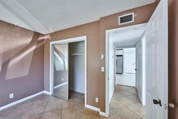 Imperial Point Gardens, 5720 NE 22nd Way #401-4, Fort Lauderdale, Florida 33308, image 1