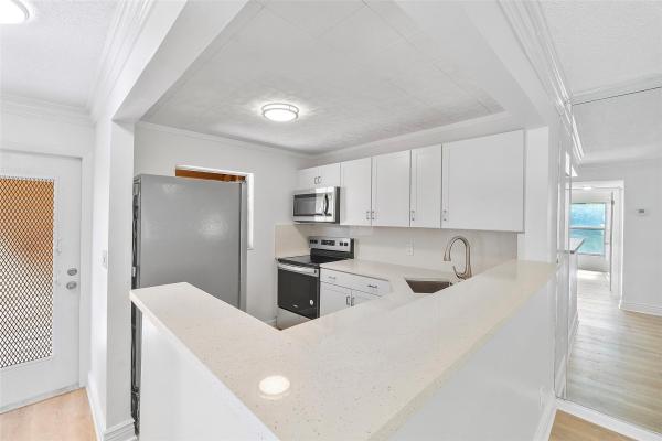 Rokest, 8380 Lagos De Campo Blvd #102, Tamarac, Florida 33321, image 1