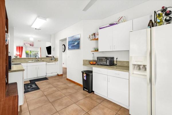 Scarborough, 10960 SW 11th Pl, Davie, Florida 33324, image 2