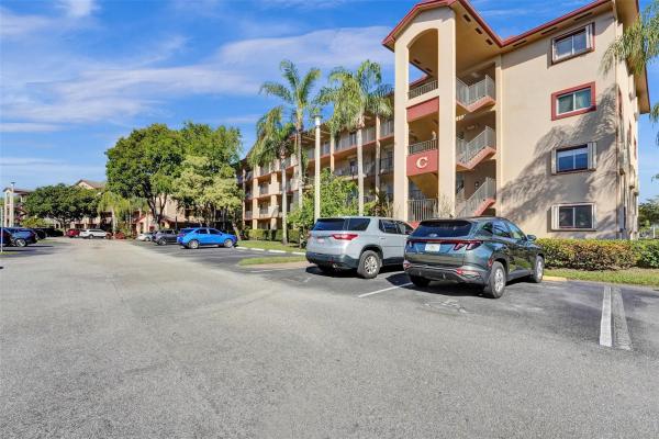 Plymouth At Century Village, 901 SW 138th Ave #403C, Pembroke Pines, Florida 33027, image 1