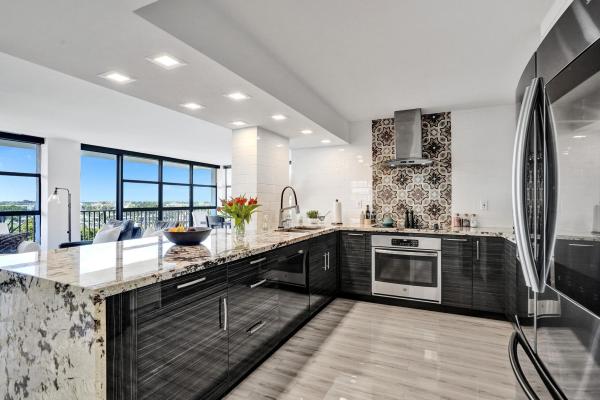 Towers Of Oceanview South, 600 Parkview Dr #809, Hallandale Beach, Florida 33009, image 1