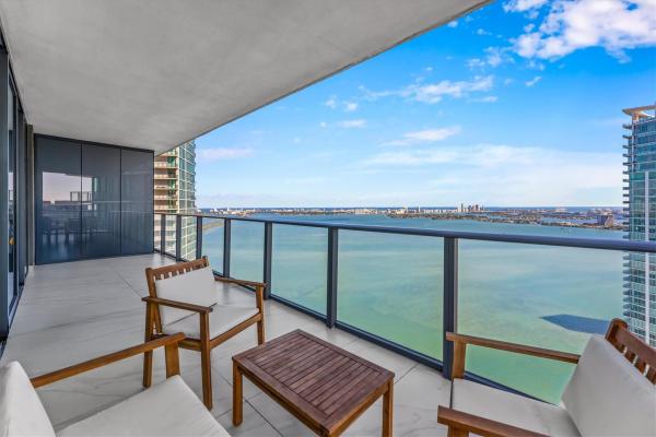 Paraiso Bay, 650 NE 32nd St #4501, Miami, Florida 33137, image 1