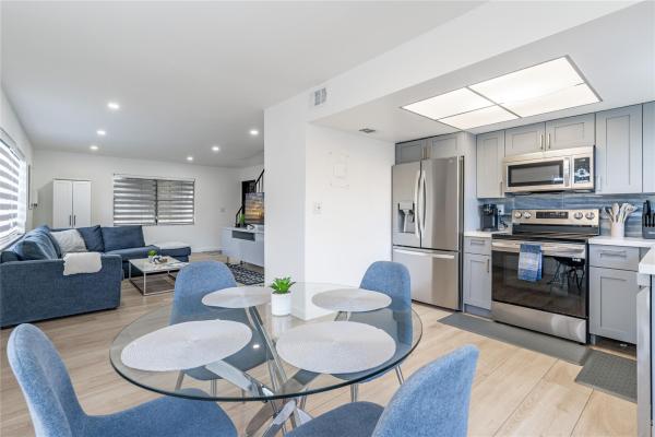 Esmonda Gardens, 807 SW 14th Ct, Fort Lauderdale, Florida 33315, image 1