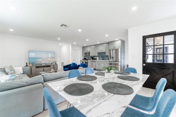 Island View, 825 SW 14th St, Fort Lauderdale, Florida 33315, image 1