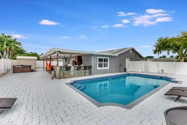 American Homes At Southwind Lakes, 9710 Alaska Cir, Boca Raton, Florida 33434, image 1