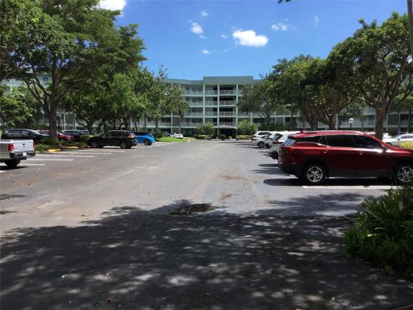 Cypress Grove At Palm-Aire, 806 Cypress Grove Ln #305, Pompano Beach, Florida 33069, image 1