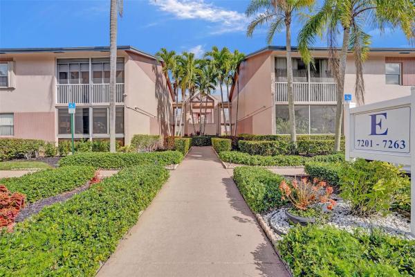 Devon At Kings Point, 7259 S Devon Dr #215, Fort Lauderdale, Florida 33321, image 1