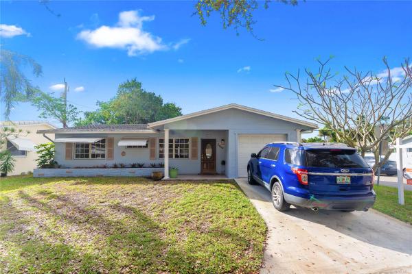 Tamarac Lakes, 2404 NW 55th St, Fort Lauderdale, Florida 33309, image 1