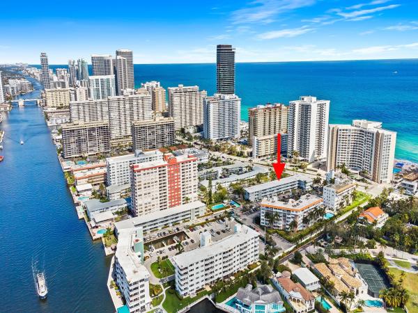 Golden Bay Manor, 3177 S Ocean Dr #322, Hallandale Beach, Florida 33009, image 1