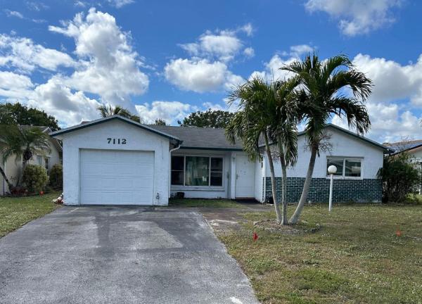 Lucerne Lakes North, 7112 Pine Manor Dr, Lake Worth Beach, Florida 33467, image 1