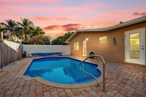 Palm Ridge, 2585 SE 3rd St, Pompano Beach, Florida 33062, image 1