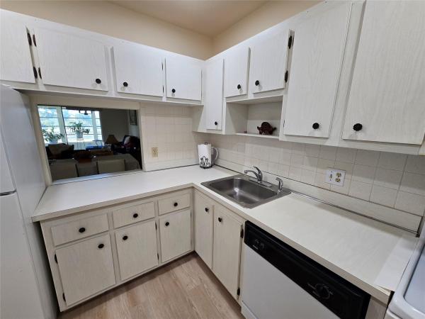 Oriole Gardens 3, 7610 NW 1st St #203, Margate, Florida 33063, image 1