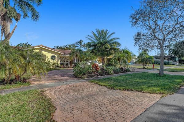 Imperial Point, 5850 NE 22nd Ave, Fort Lauderdale, Florida 33308, image 1