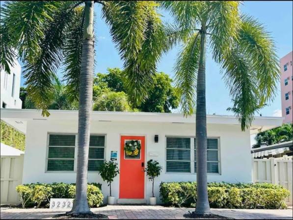 Lighthouse Dunes, 3232 NE 15th St, Pompano Beach, Florida 33062, image 1