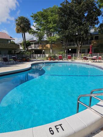 Monaco Gardens, 860 SE 6th Ave #206, Deerfield Beach, Florida 33441, image 1