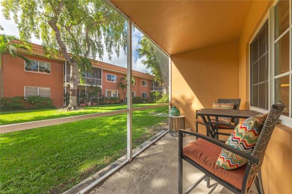 Manor Grove Village, 200 NE 19th Ct #108, Wilton Manors, Florida 33305, image 1