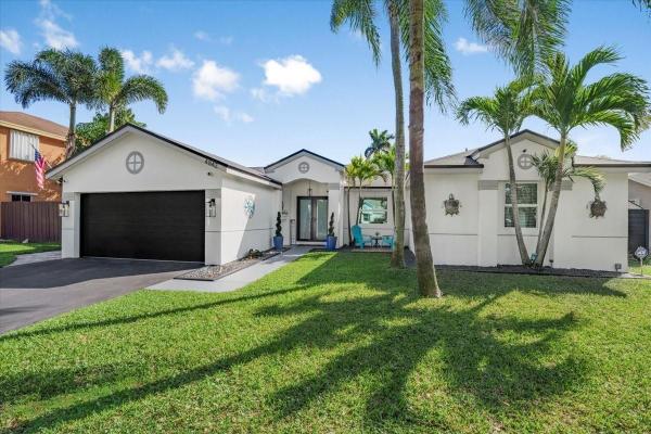 Hammock Estates, 4842 NW 15th St, Coconut Creek, Florida 33063, image 1