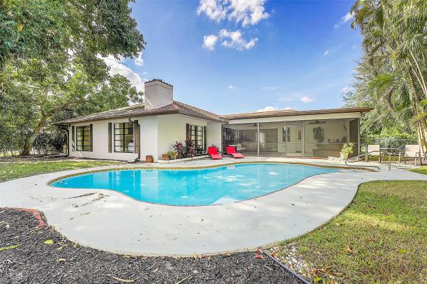 South Shore Of Wellington, 1618 The 12th Fairway, Wellington, Florida 33414, image 1