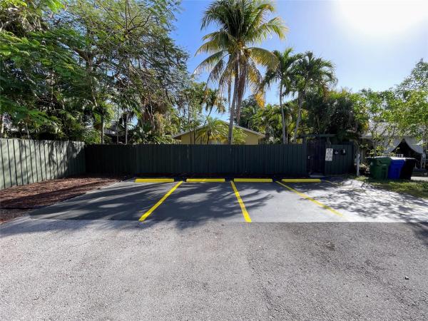 South Middle River, 1428 NE 2nd Ave, Fort Lauderdale, Florida 33304, image 1