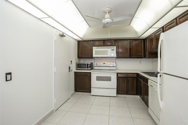 Country Club Tower Of Coral Springs, 10777 W Sample Rd #718, Coral Springs, Florida 33065, image 1