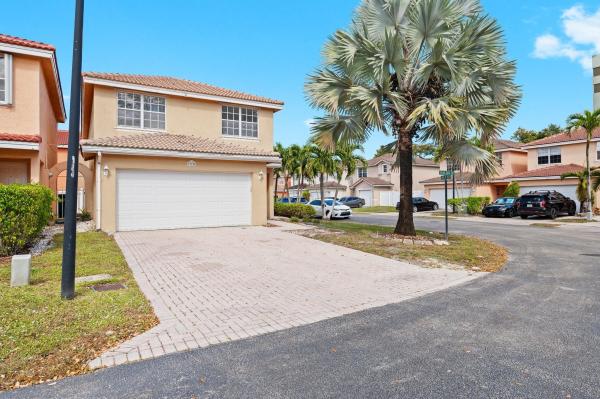Sienna Ridge, 7155 Sienna Ridge Dr, Fort Lauderdale, Florida 33319, image 1