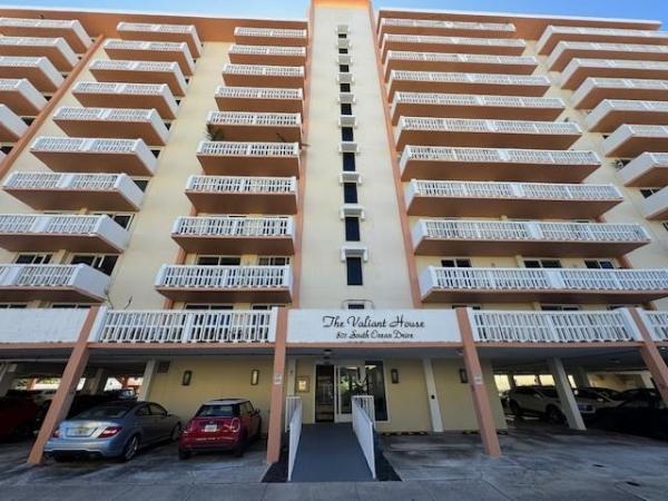 Valiant House, 801 S Ocean Dr #303, Hollywood, Florida 33019, image 1
