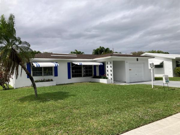 Leisureville, 2511 N Cypress Rd, Pompano Beach, Florida 33064, image 1