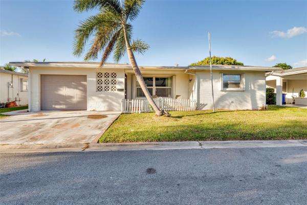 Paradise Gardens 3, 6925 NW 15th St, Margate, Florida 33063, image 1