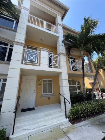 Merco At Aventura, 2710 NE 184th Ter, Aventura, Florida 33160, image 1