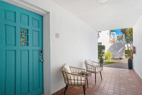Beach Breeze, 625 Orton Ave #18, Fort Lauderdale, Florida 33304, image 1