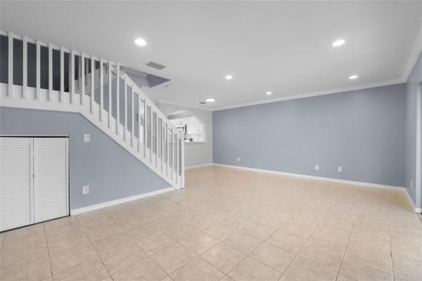 Malibu Bay, 20869 NW 3rd Ln, Pembroke Pines, Florida 33029, image 2